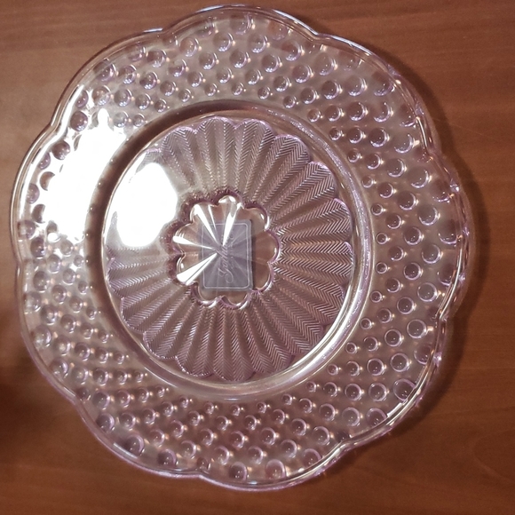 4 Emilys Atric Pink Desert Plates - Picture 2 of 3